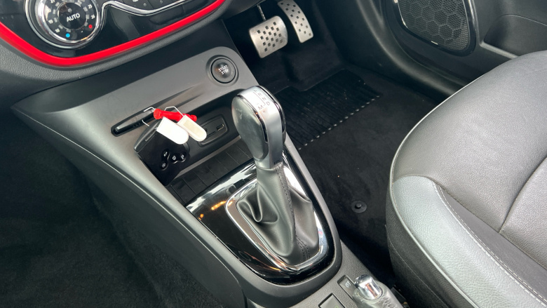 Renault Captur 1.2 TCE Signature Nav 5dr Auto Petrol Hatchback